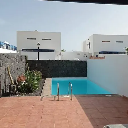 Casa En Con Piscina Privada Y Cerca De Marina Rubicon プラヤ・ブランカ